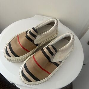 AUTHENTIC Burberry toddler sneakers